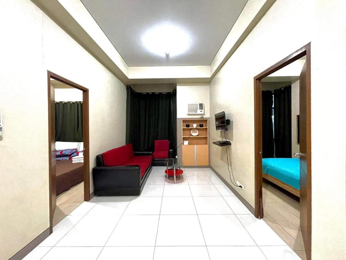 Lovely 2 Bed Room Condo Infront Of Naia Terminal 3 Manila Exterior photo