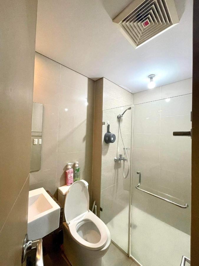 Lovely 2 Bed Room Condo Infront Of Naia Terminal 3 Manila Exterior photo